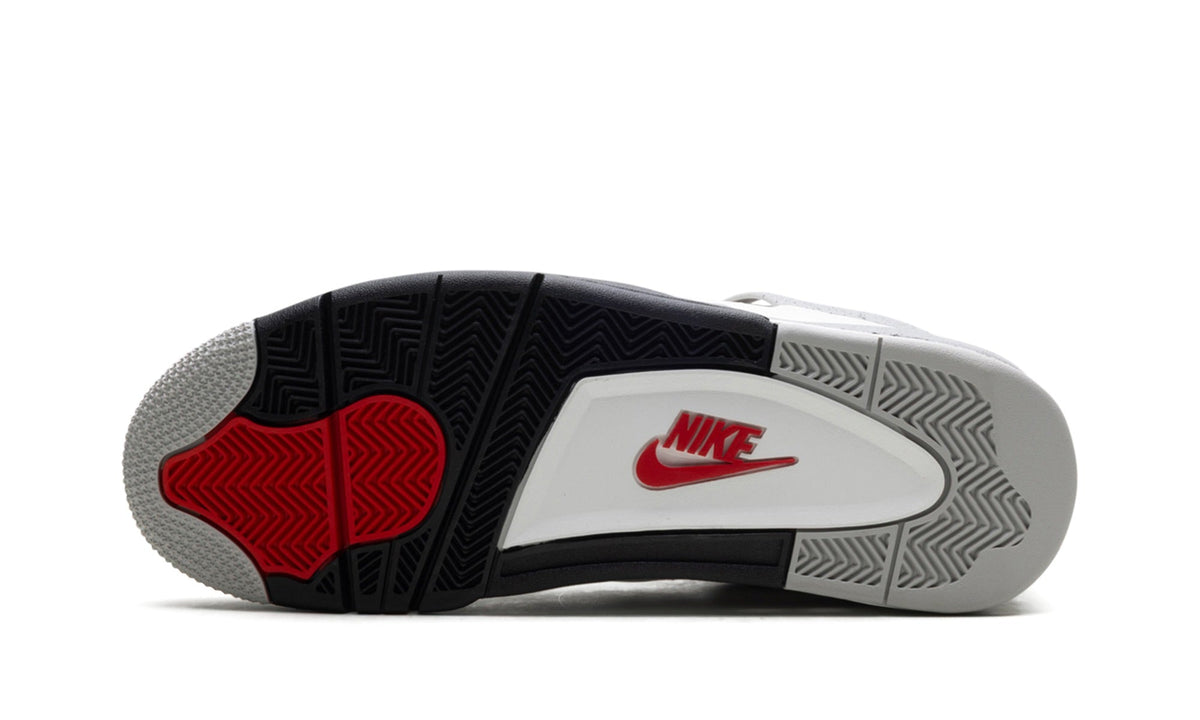 Air Jordan 4 Sneakers – White Cement