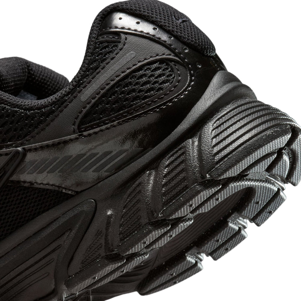 Nike V5 RNR Sneakers – Black & Anthracite